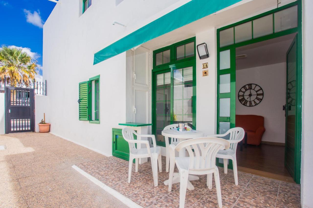 Apartamentos Haria En Puerto Del Carmen Тиас Экстерьер фото