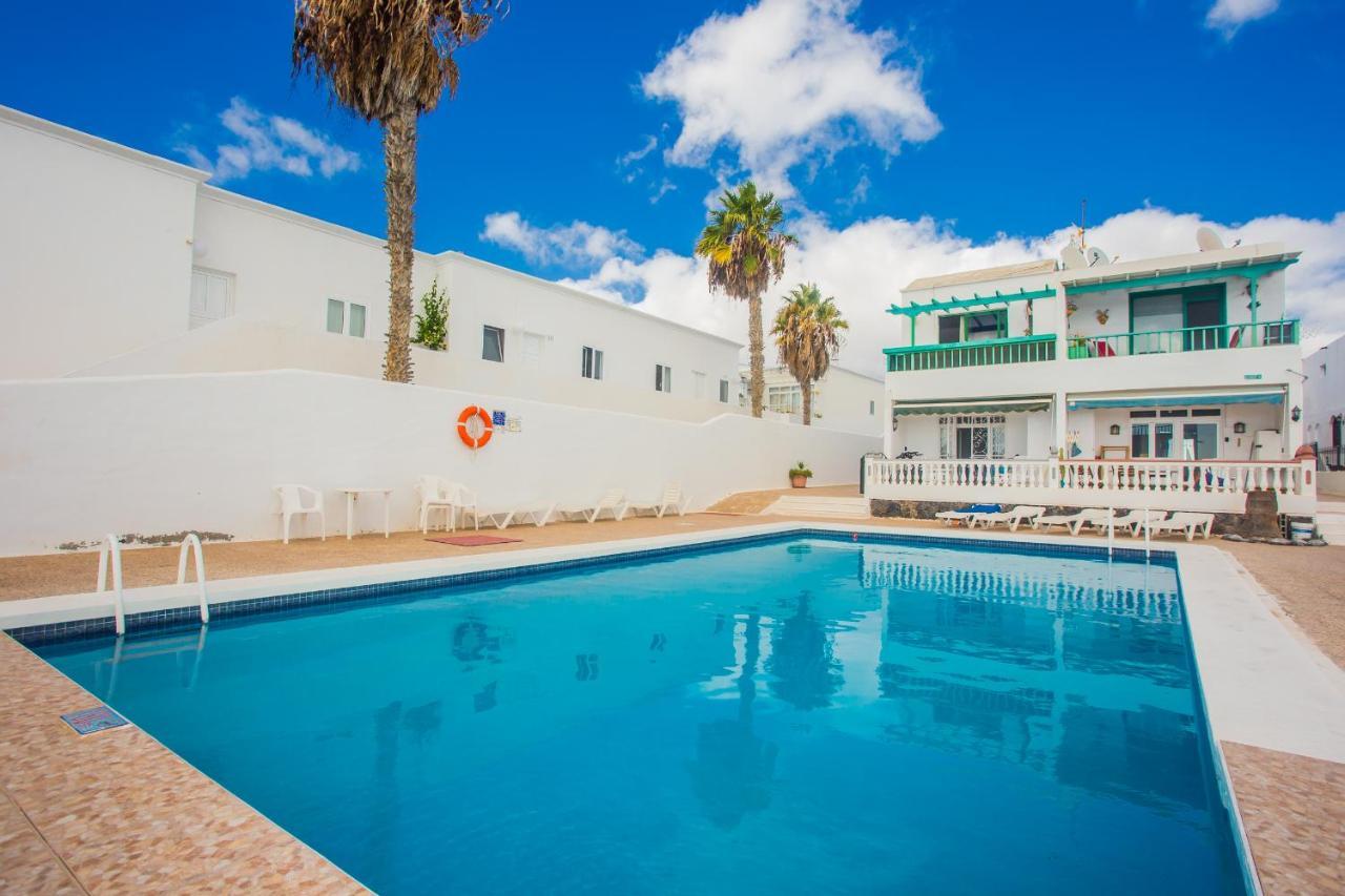 Apartamentos Haria En Puerto Del Carmen Тиас Экстерьер фото